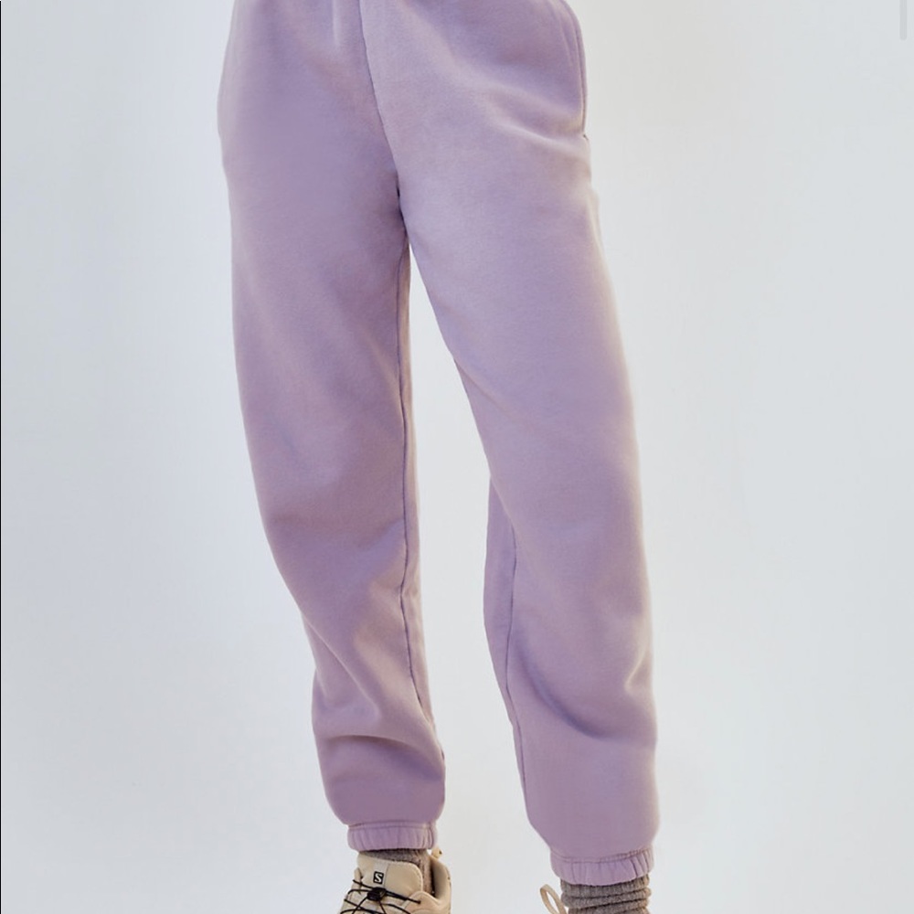 TNA cozy fleece sweatpants